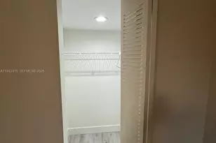 8051 S Colony Cir S, Tamarac, FL 33321 - Photo 15