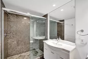 495 Brickell Ave, Miami, FL 33131 - Photo 27