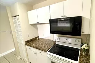 11453 NW 39th Ct, Coral Springs, FL 33065 - Photo 9