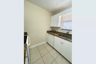 11453 NW 39th Ct #310-2, Coral Springs, FL 33065 - Photo 7