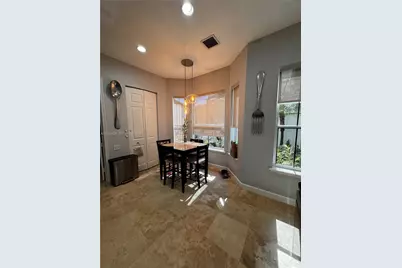 876 W Spinnaker Dr W #876, Hollywood, FL 33019 - Photo 11
