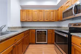 59 SE 3rd Ave, Hallandale Beach, FL 33009 - Photo 9