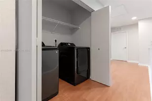 59 SE 3rd Ave, Hallandale Beach, FL 33009 - Photo 19