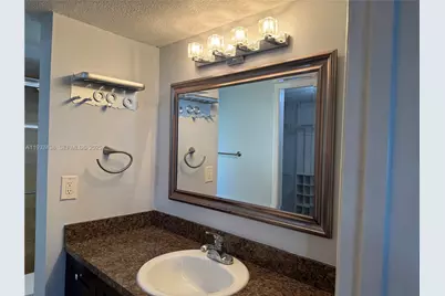 185 Lakeview Dr #101, Weston, FL 33326 - Photo 21