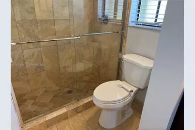 185 Lakeview Dr #101, Weston, FL 33326 - Photo 25