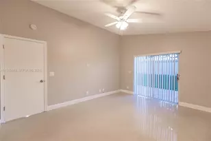 2042 Cross Breeze Dr, Wellington, FL 33414 - Photo 25