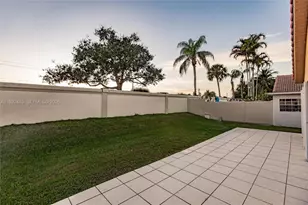 2042 Cross Breeze Dr, Wellington, FL 33414 - Photo 55