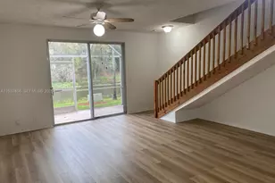 1384 Veracruz Ln, Weston, FL 33327 - Photo 7