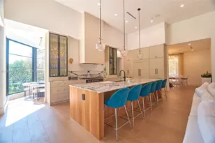 11001 SW 74th Ave, Pinecrest, FL 33156 - Photo 7