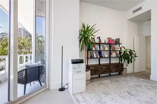 21205 Yacht Club Dr, Aventura, FL 33180 - Photo 23