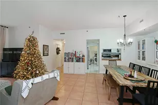 9805 NW 52nd St, Doral, FL 33178 - Photo 3