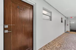 8250 Byron Ave, Miami Beach, FL 33141 - Photo 17
