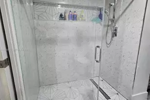 6108 SW 39th St, Miramar, FL 33023 - Photo 9