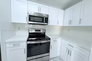 11354 SW 132nd Ct, Miami, FL 33186 - Photo 9