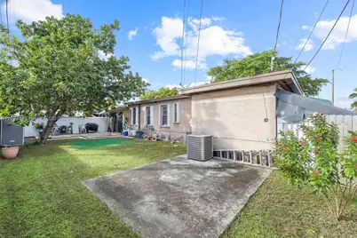 60 W 61st St, Hialeah, FL 33012 - Photo 21