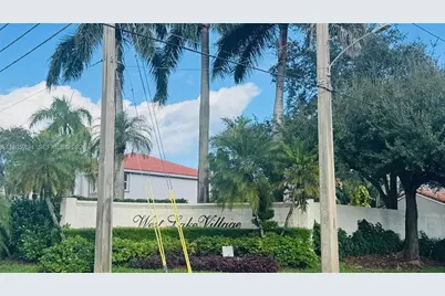 1094 Redwood St #1094, Hollywood, FL 33019 - Photo 47