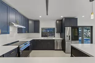 7505 SW 167th St, Palmetto Bay, FL 33157 - Photo 3
