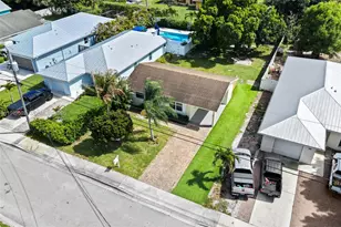 6894 3rd St, Jupiter, FL 33458 - Photo 23