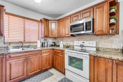 2740 W 63rd St #206, Hialeah, FL 33016 - Photo 11