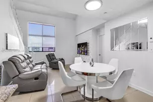 2740 W 63rd St, Hialeah, FL 33016 - Photo 5