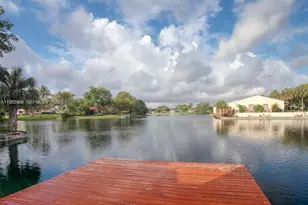6918 Holly Rd, Miami Lakes, FL 33014 - Photo 7