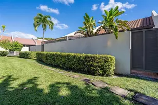 8708 SW 79th Pl, Miami, FL 33143 - Photo 33