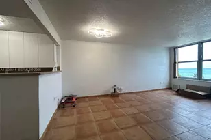 2899 Collins Ave, Miami Beach, FL 33140 - Photo 7