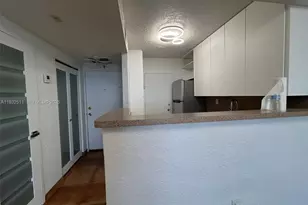2899 Collins Ave, Miami Beach, FL 33140 - Photo 5