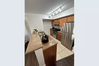219 NW 12th Ave #705, Miami, FL 33128 - Photo 5