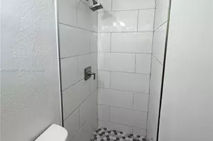 1255 SW 6th St, Miami, FL 33135 - Photo 5