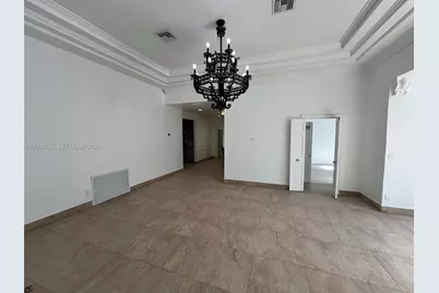 4575 Post Ave, Miami Beach, FL 33140 - Photo 7