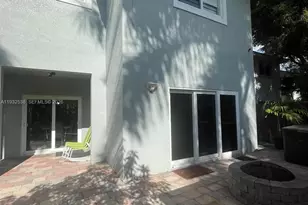 3134 NE 3rd Dr, Homestead, FL 33033 - Photo 11