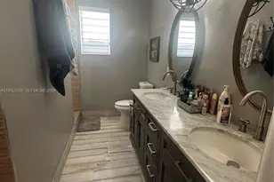 3134 NE 3rd Dr, Homestead, FL 33033 - Photo 15