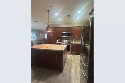 3134 NE 3rd Dr, Homestead, FL 33033 - Photo 9