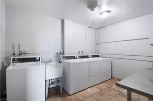 1690 NE 191st St, Miami, FL 33179 - Photo 25