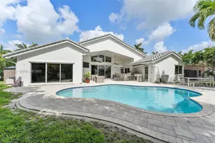 550 NW 110th Ave, Plantation, FL 33324 - Photo 5