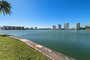 18151 NE 31st Ct, Aventura, FL 33160 - Photo 27