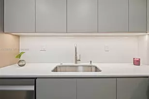 18151 NE 31st Ct, Aventura, FL 33160 - Photo 13