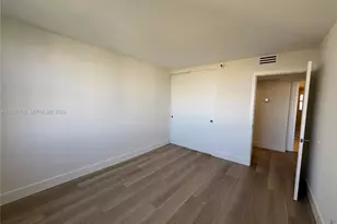 18151 NE 31st Ct, Aventura, FL 33160 - Photo 11