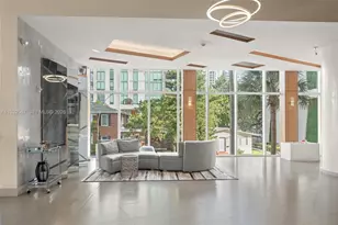 600 NE 27th St, Miami, FL 33137 - Photo 9