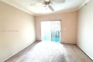 11630 SW 2nd St, Pembroke Pines, FL 33025 - Photo 5