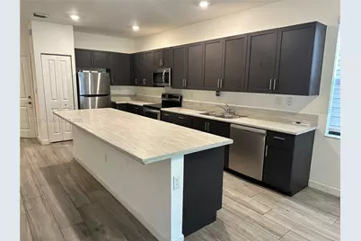 25137 SW 108th Ave, Homestead, FL 33032 - Photo 3