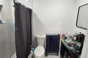 7956 W 29th Ln, Hialeah, FL 33018 - Photo 3