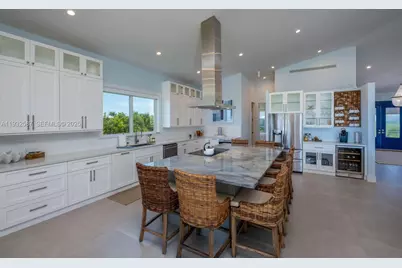 108 Sunrise Dr, Marathon, FL 33050 - Photo 11