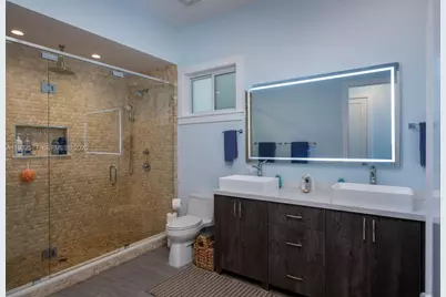 108 Sunrise Dr, Marathon, FL 33050 - Photo 23