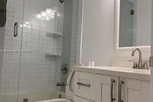 318 NW 153rd Ave, Pembroke Pines, FL 33028 - Photo 15