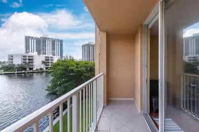 19999 E Country Club Dr #1302, Aventura, FL 33180 - Photo 23