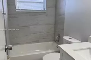 11331 NW 37th Pl, Sunrise, FL 33323 - Photo 7