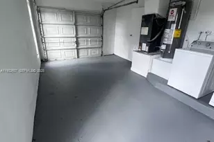 11331 NW 37th Pl, Sunrise, FL 33323 - Photo 15