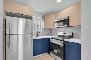 560 NE 63rd St, Miami, FL 33138 - Photo 7